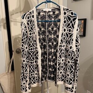 Solitaire Black and White Floral Crochet Cardigan